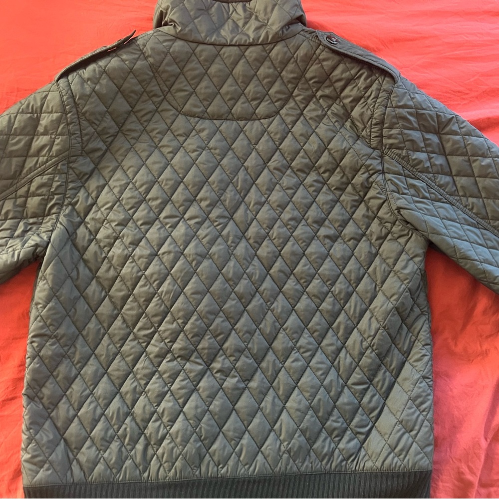 Burberry Lightweight Puffer Jacket - image 5